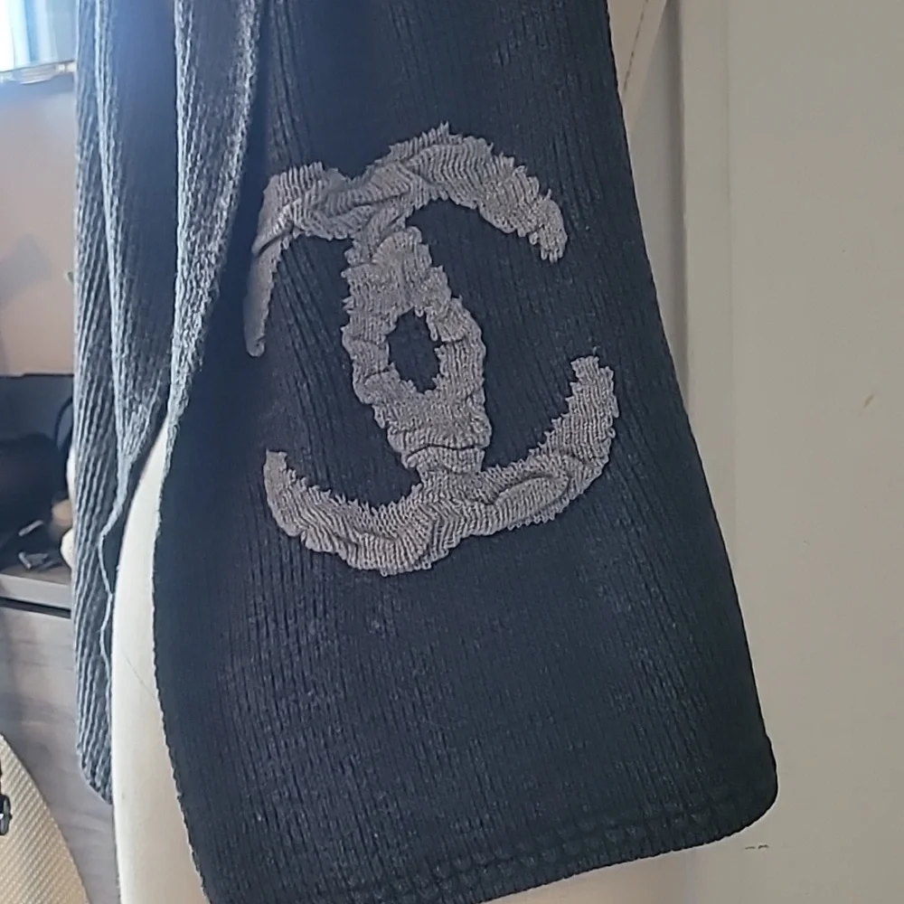 CHANEL Black Scarf with Gray CC Logo
